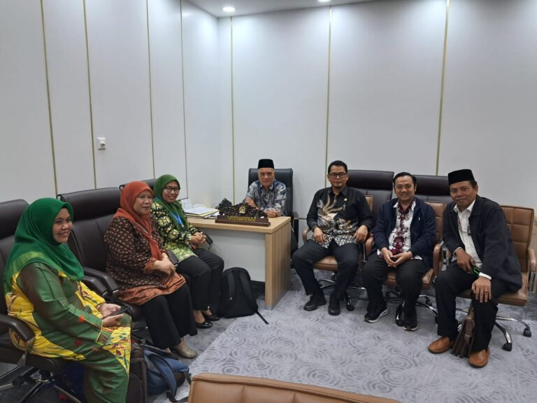 Seputar Haji (7): Antrean Jemaah Haji